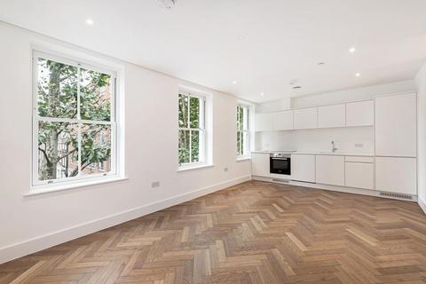 undefined, Charlotte Street, Fitzrovia, London, W1T