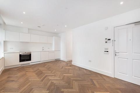 undefined, Charlotte Street, Fitzrovia, London, W1T