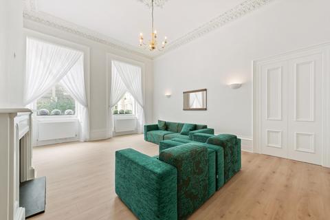 2 bedroom flat to rent, Lancaster Gate, London, W2
