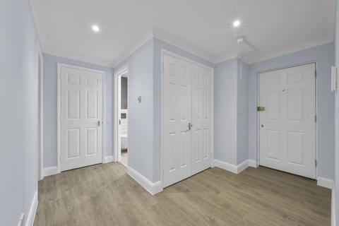2 bedroom apartment to rent, Arterberry Road, London SW20