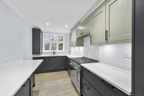2 bedroom apartment to rent, Arterberry Road, London SW20