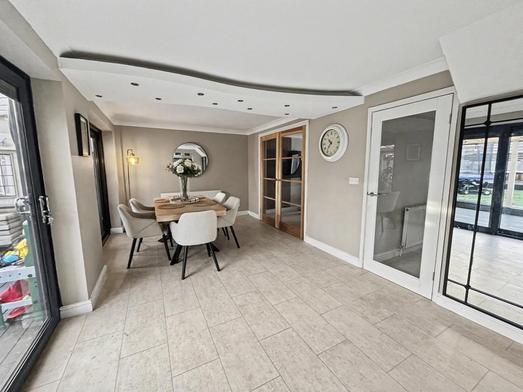 Dining Kitchen
