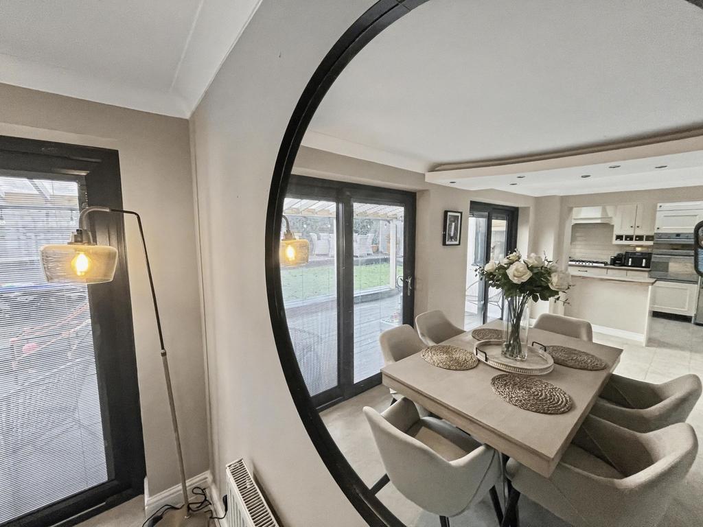 Dining Kitchen