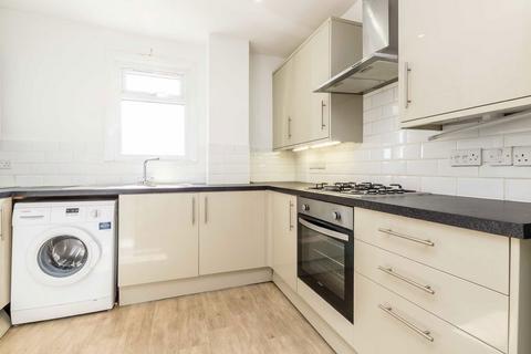 undefined, Hampton Road, Twickenham TW2