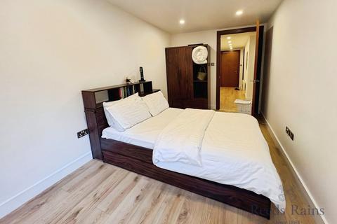 2 bedroom apartment to rent, St. Pauls Square, Merseyside L3