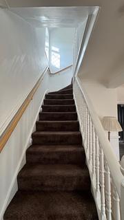 3 bedroom semi-detached house to rent, Downing Road, Dagenham RM9
