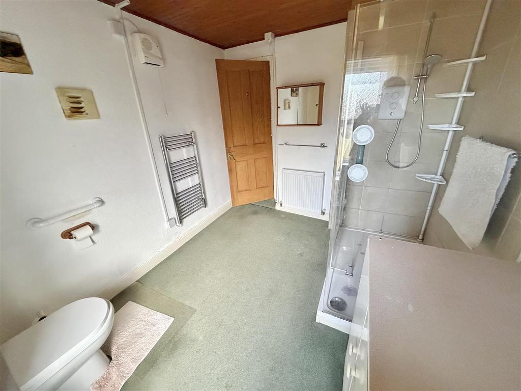 Shower Room 2