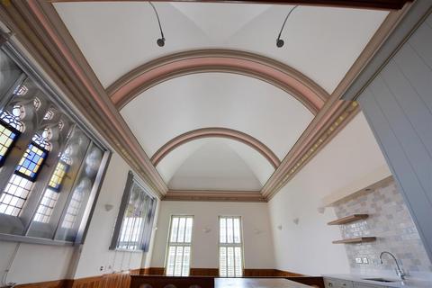 2 bedroom flat for sale, Chapel Walk, Bexhill-On-Sea