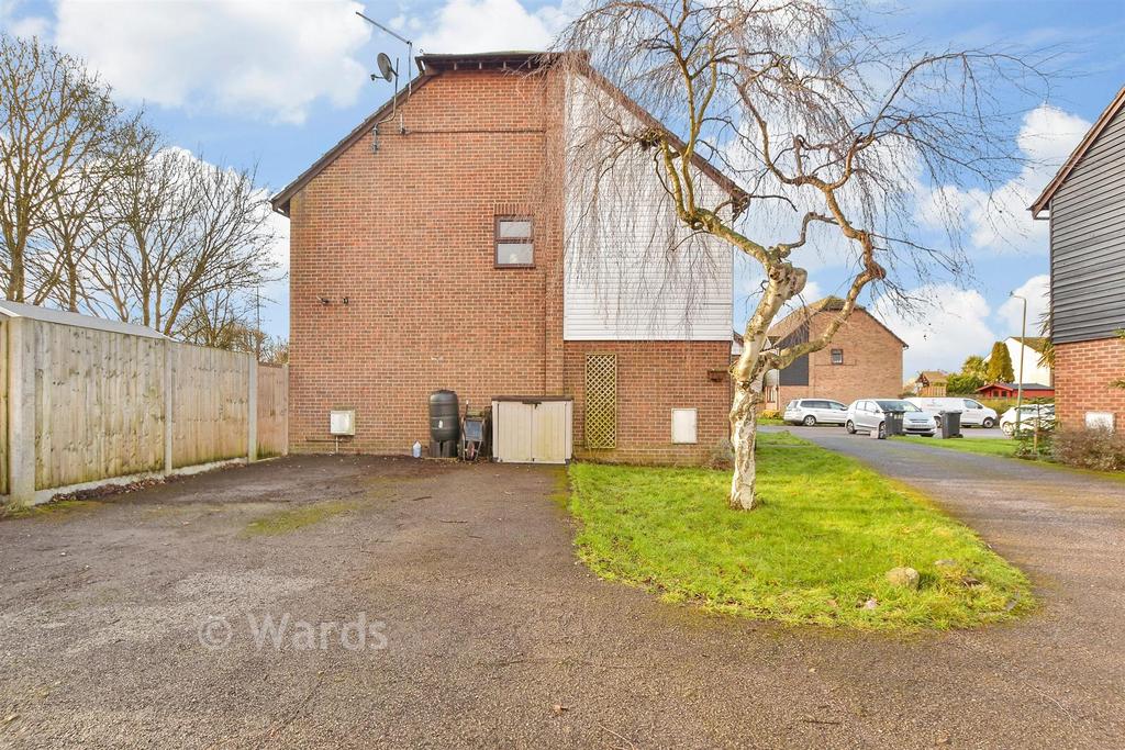 Driveway/Parking