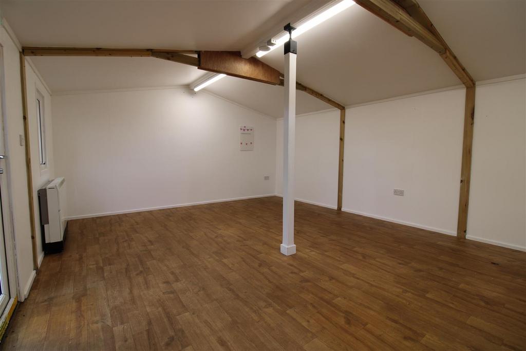 Retail Unit