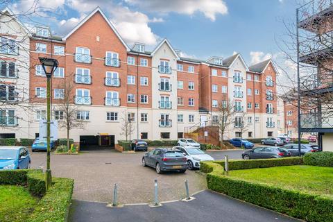 2 bedroom flat to rent, Viridian Square,  Aylesbury,  HP21