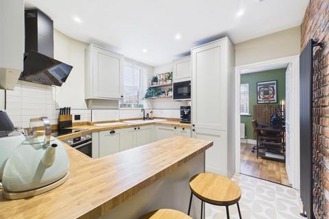 2 bedroom apartment for sale, Rockcliffe Gardens, Whitley Bay