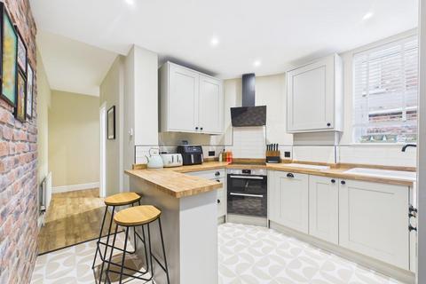 2 bedroom apartment for sale, Rockcliffe Gardens, Whitley Bay