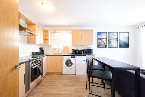 2 bedroom flat for sale, Brook Square, London SE18