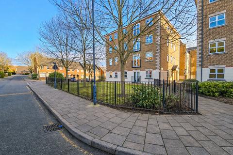 2 bedroom flat for sale, Brook Square, London SE18