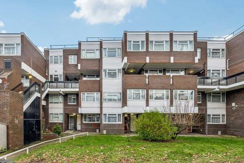 2 bedroom flat to rent, Dyne Road, London NW6