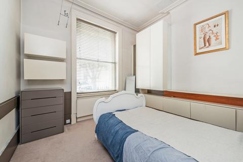 1 bedroom flat to rent, Porchester Square, London, W2