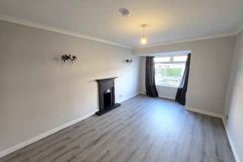 3 bedroom terraced house to rent, Lintmill Terrace, Northfield, Aberdeen, AB16