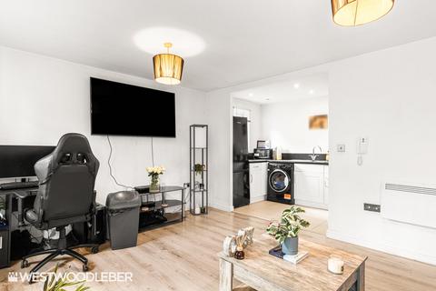 2 bedroom flat for sale, Vancouver Road, Broxbourne EN10