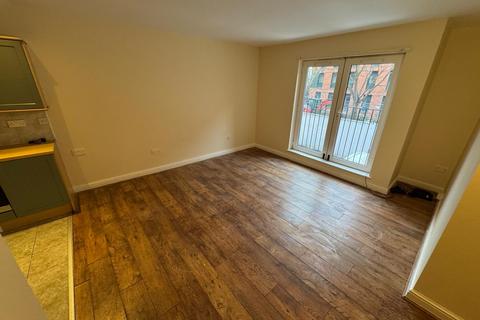 3 bedroom apartment to rent, North George Street, Salford M3