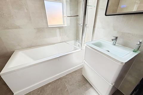 3 bedroom semi-detached house to rent, French Street, Sunbury-on-Thames, Surrey, TW16