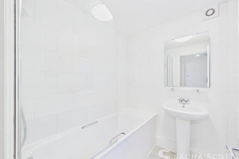2 bedroom flat for sale, Hook Road, Epsom, KT19