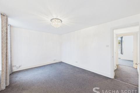 2 bedroom flat for sale, Hook Road, Epsom, KT19