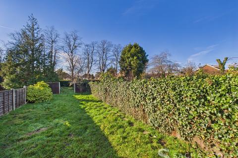2 bedroom flat for sale, Hook Road, Epsom, KT19