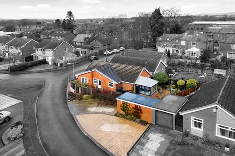 3 bedroom bungalow for sale, Quakerfields, Westhoughton, Bolton, Lancashire, BL5