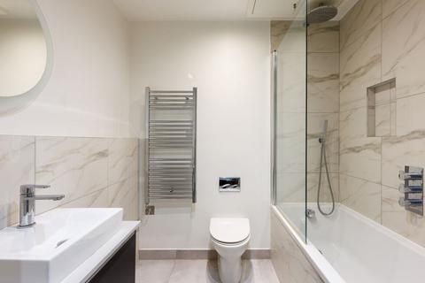 2 bedroom apartment for sale, Flat 5 Gable House, 30 Woodborough Road, London, SW15 6PZ