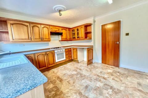 3 bedroom bungalow for sale, Old Village Street, Gunness, Scunthorpe, North Lincolnshire, DN15
