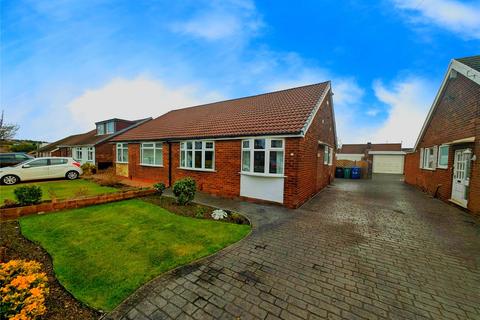2 bedroom bungalow to rent, Sunningdale Avenue, Manchester M26