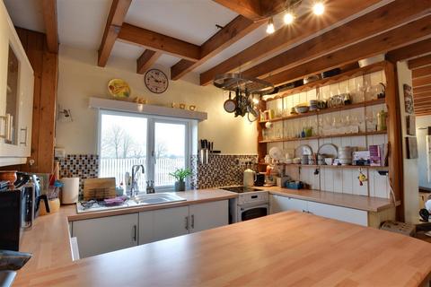 2 bedroom semi-detached house for sale, Fishmarket Road, Rye