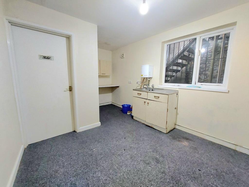 Kitchen and Wash Room