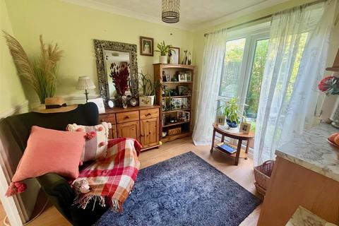 3 bedroom end of terrace house for sale, Vardon Road, Stevenage, SG1 5BL