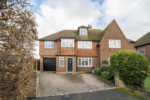 4 bedroom semi-detached house for sale, Thornhill Way, Shepperton TW17