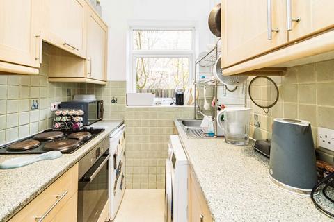 1 bedroom flat to rent, Lovelace Road, Surbiton KT6