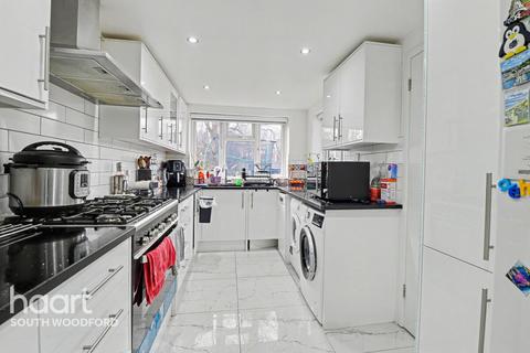 4 bedroom semi-detached house for sale, Owen Gardens, Woodford Green