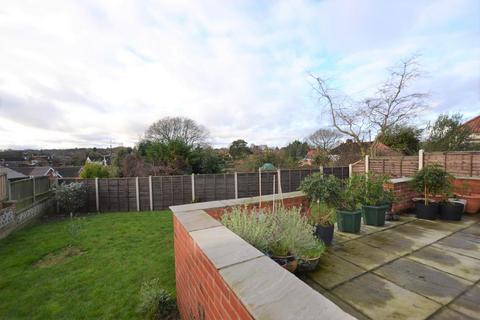3 bedroom detached bungalow to rent, Spixworth