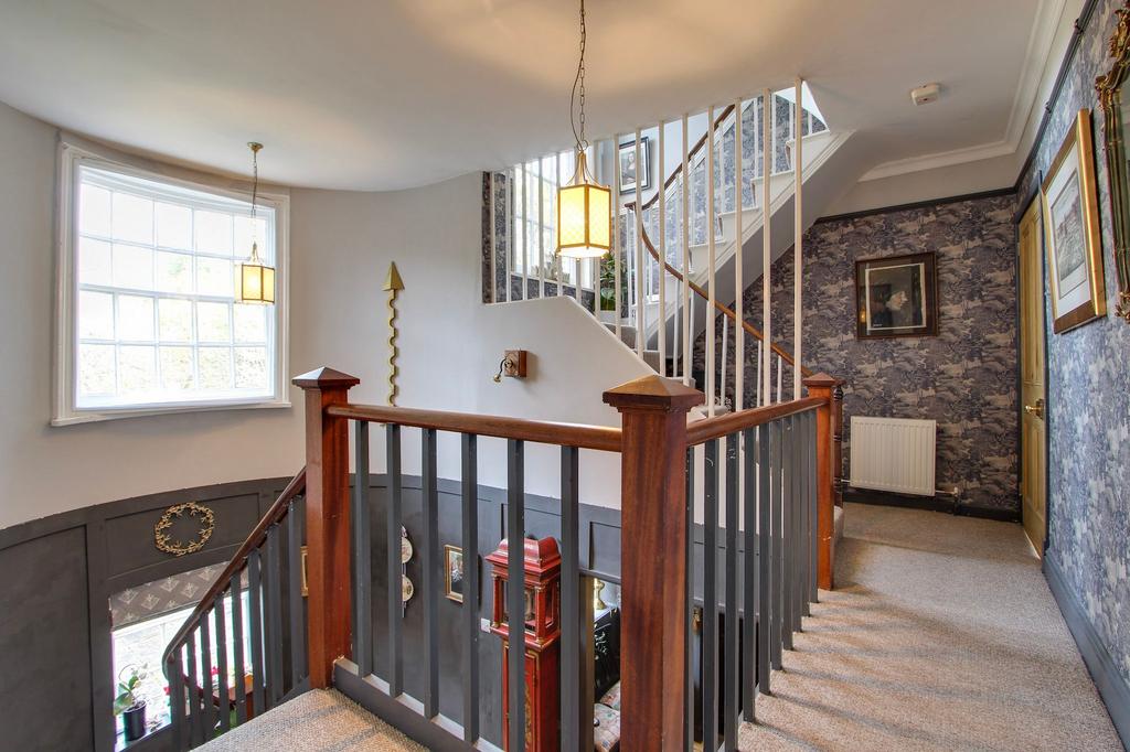 Galleried Landing