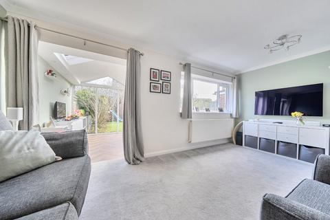 3 bedroom detached house for sale, Woodside Avenue, Flackwell Heath, High Wycombe, Buckinghamshire, HP10