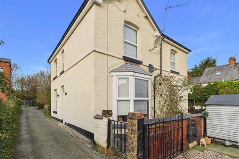 17, Whittington Road, Oswestry, Shropshire, SY11 1