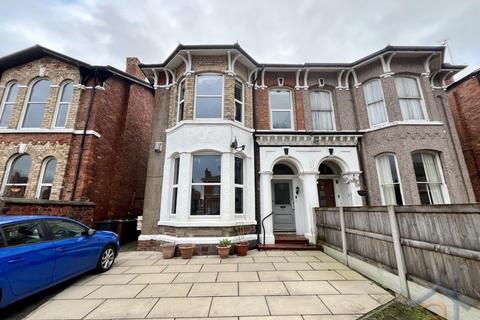 3 bedroom flat for sale, Hawkshead Street,Southport,PR9 9HF