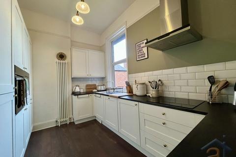 3 bedroom flat for sale, Hawkshead Street,Southport,PR9 9HF