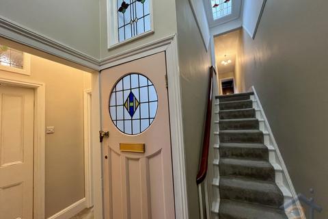 3 bedroom flat for sale, Hawkshead Street,Southport,PR9 9HF