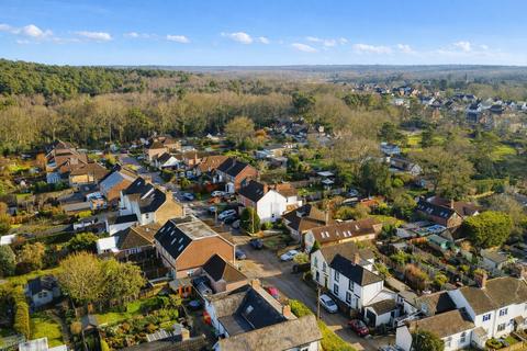 4 bedroom semi-detached house for sale, Woollards Road, ASH VALE GU12