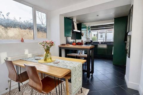 4 bedroom semi-detached house for sale, Woollards Road, ASH VALE GU12