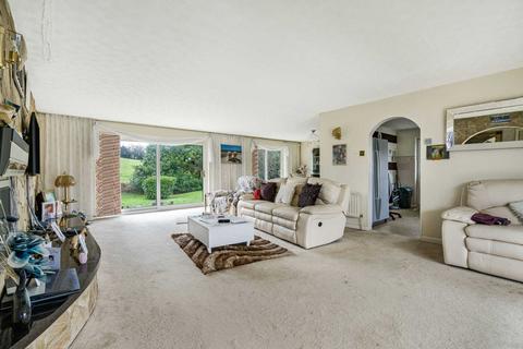 3 bedroom detached bungalow for sale, Littleworth, Oxford, OX33