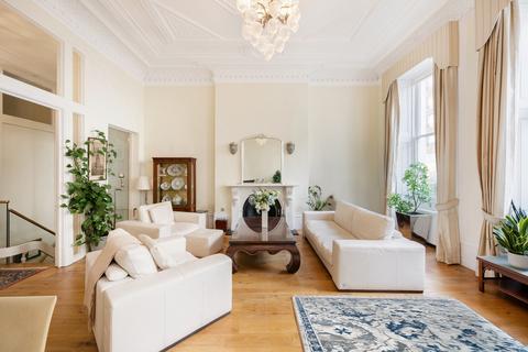 4 bedroom apartment for sale, Lancaster Gate, London, W2