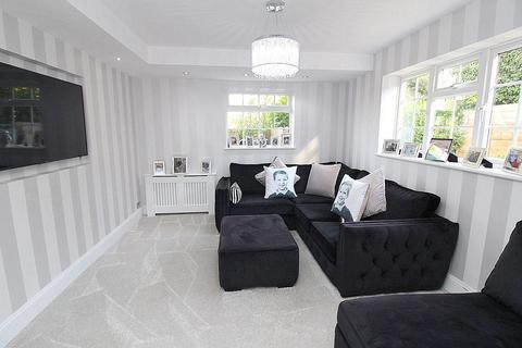 4 bedroom detached house for sale, The Heights, Danbury